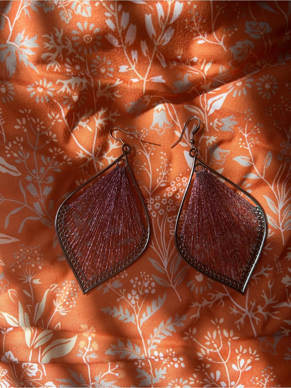Women's Pink Thread Filigree Drop Earrings